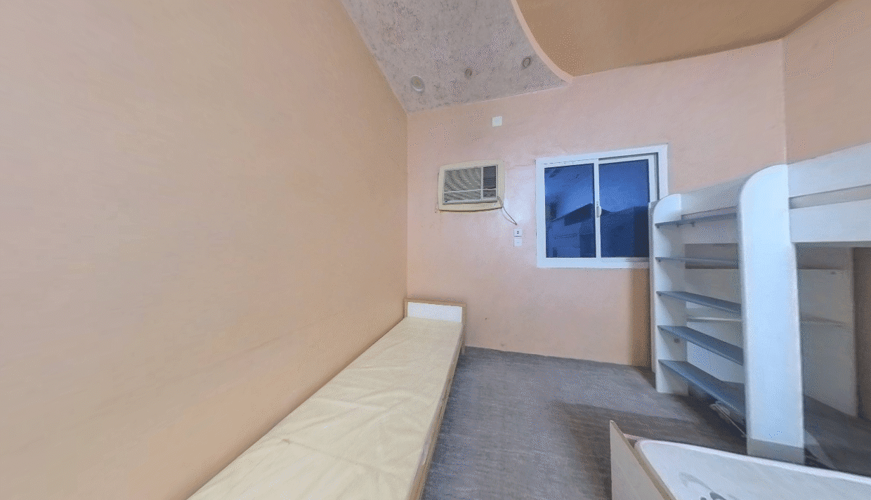 Screenshot 2025-04-29 193235