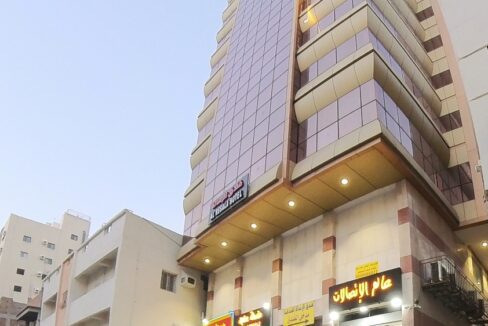 مبنى فندقي واثاث فاخر