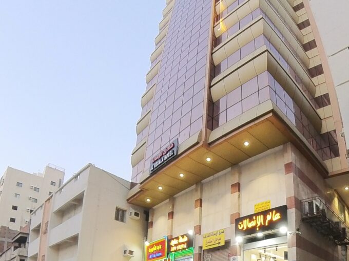 مبنى فندقي واثاث فاخر